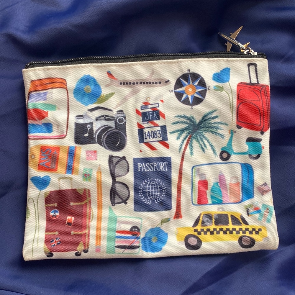 Papyrus passport travel bag